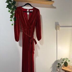 Ali & Jay Burgundy Pleated Velvet Wrap Midi Dress – XS